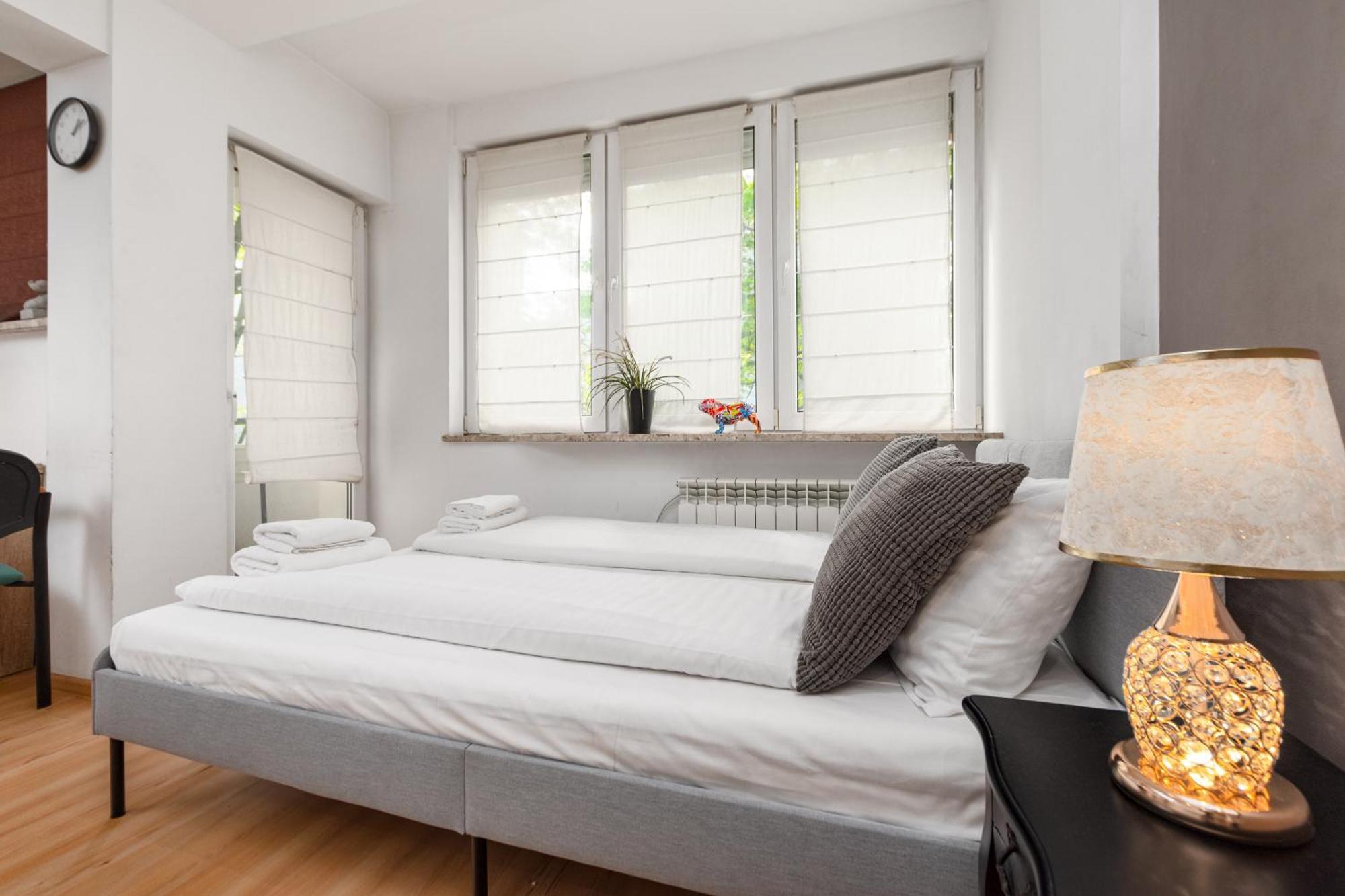 Niska 12 By Homeprime Warsaw Luaran gambar